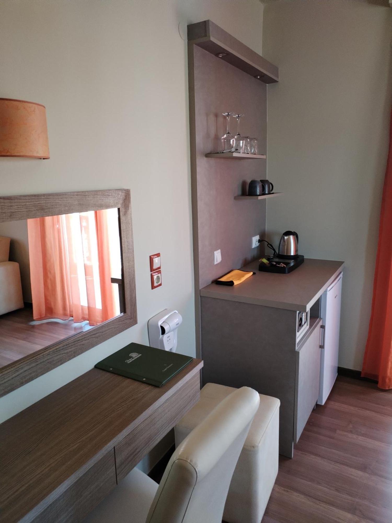 Garden Aparthotel Limenaria  Exterior photo